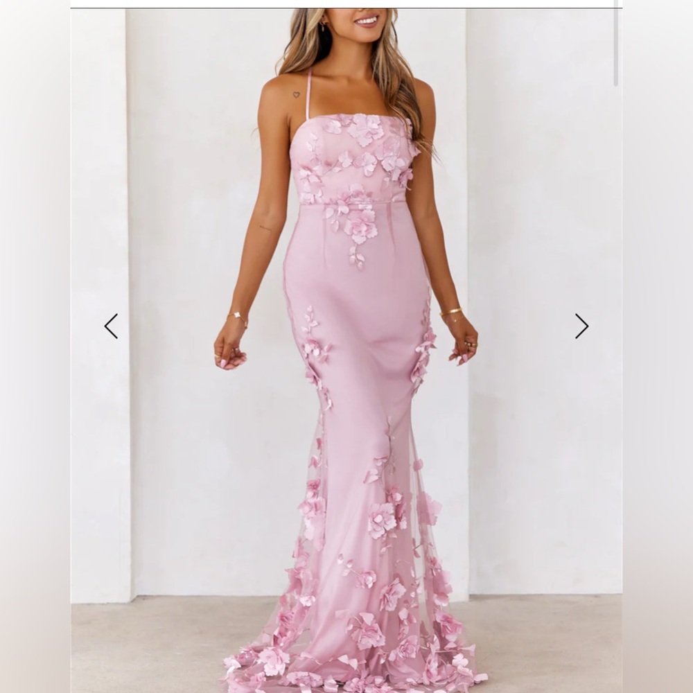 NWT - Hello Molly Pink floral prom/wedding guest dress. Size Small